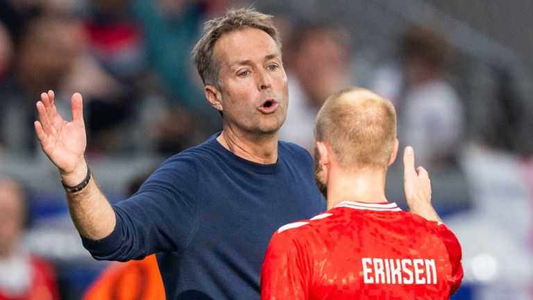 Christian Eriksen (re.) spielte unter Kasper Hjulmand (li.) bereits in der dänischen Nationalmannschaft.