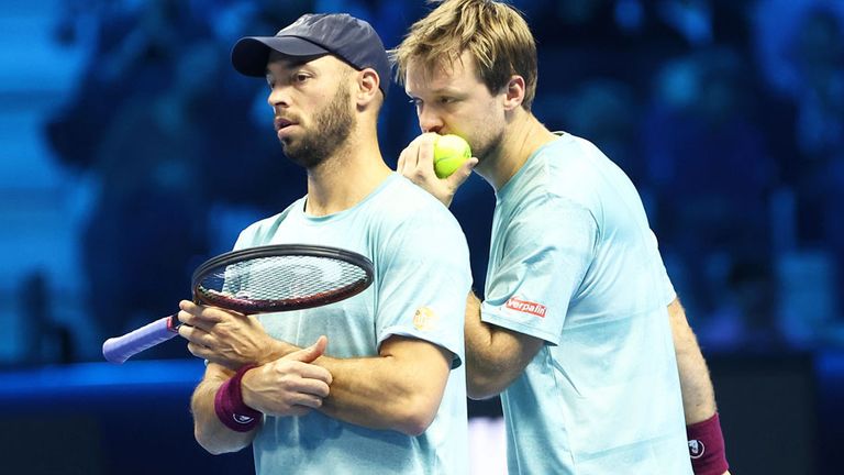 Kevin Krawietz und Tim Pütz können sich trotz eines Sieges im letzten Spiel nicht ihren Titel-Verteidigen.