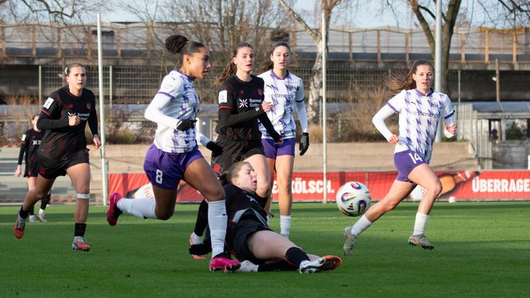 Bayer Leverkusen kassiert eine überraschende Niederlage.