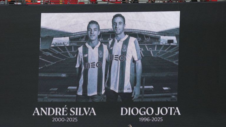 Diogo Jota und Andre Silva wurden bei einem Verkehrsunfall im Juli aus dem Leben gerissen. 