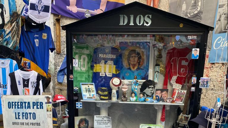 Diego Maradona wird auch nach seinem Tod in Neapel vergöttert.