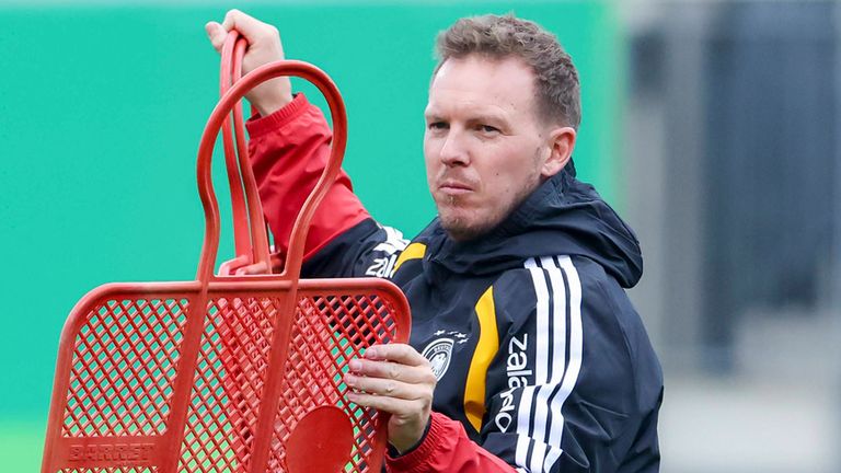 Julian Nagelsmann muss seine Mannschaft für das Spiel in Luxemburg umbauen.