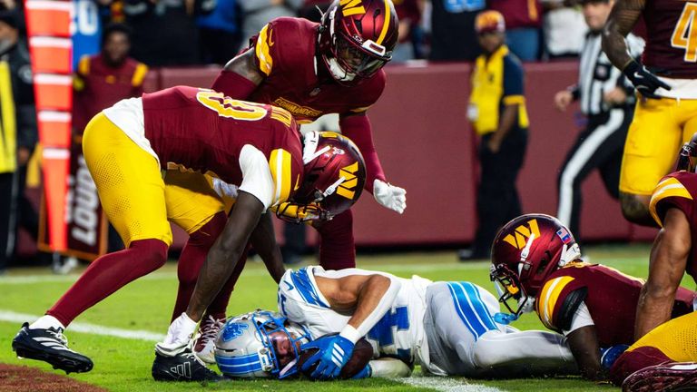 Amon-Ra St. Brown wurde gegen die Commanders Opfer einer Prügel-Attacke. 