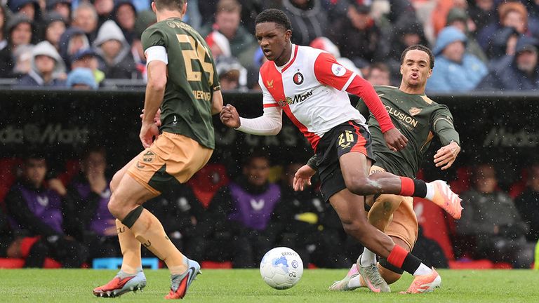 Givairo Read (M) steht bei Feyenoord noch bis 2029 unter Vertrag.