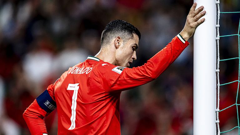 Cristiano Ronaldo ist der Kapitän der portugiesischen Nationalmannschaft.