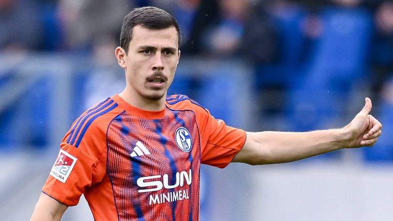 Der Vertrag von Ron Schallenberg beim FC Schalke 04 läuft im Sommer aus. Wie plant Schalke mit dem Leistungsträger?