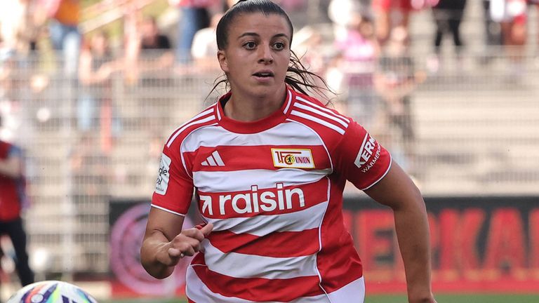 Korina Janez wird Union Berlin aufgrund eines Kreuzbandrisses länger fehlen. 