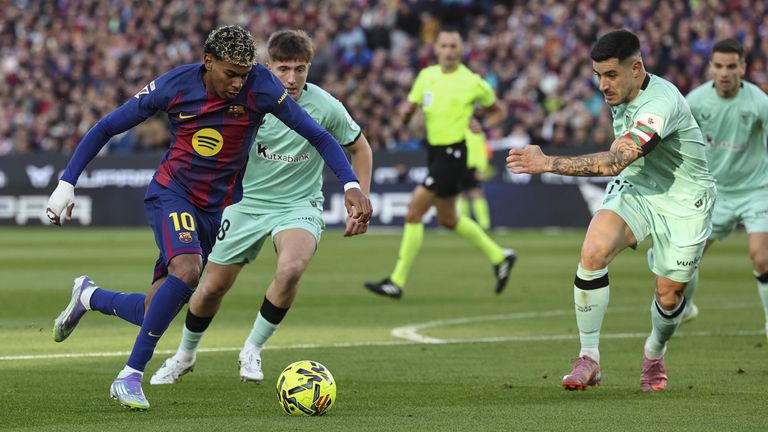 Der FC Barcelona feiert eine furiose Rückkehr ins Camp Nou.