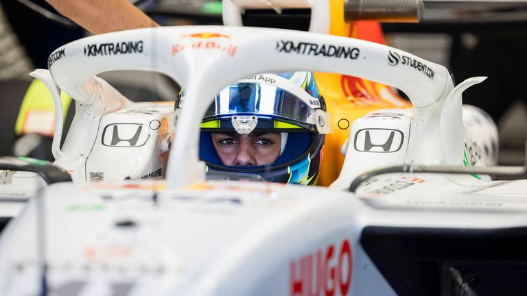 Arvid Lindblad startet in seiner F1-Rookiesaison mit der Nummer 41.