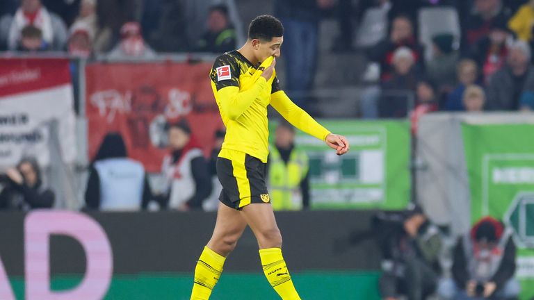 Jobe Bellingham flog gegen Freiburg mit Rot vom Platz und fehlt dem BVB damit am Freitag gegen Mönchenglabdach. 