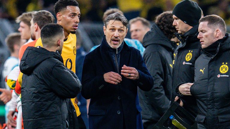 BVB-Coach Niko Kovac ärgert sich über den Ausgleichstreffer zum 2:2.