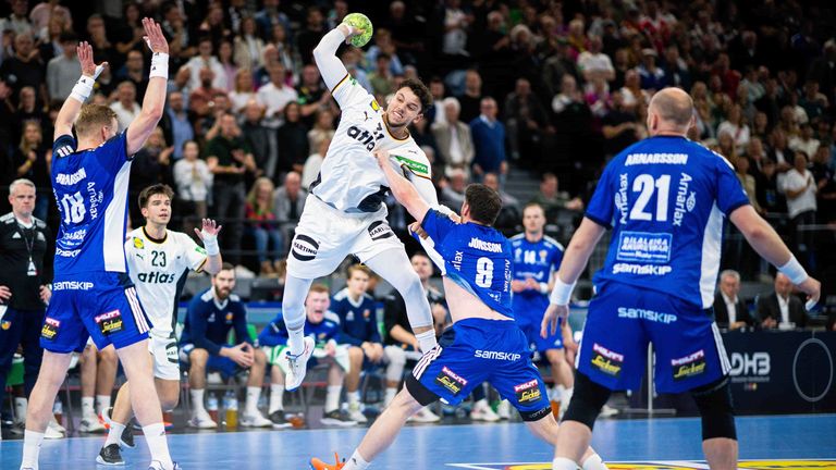 Die deutsche Handball-Nationalmannschaft trifft beim ersten Spiel der EM am 15. Januar auf Österreich. 