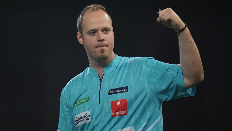 Max Hopp feiert ein erfolgreiches Ally-Pally-Comeback.