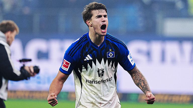 Luka Vuskovic bejubelt im Nordderby gegen Werder Bremen sein sensationelles Hacken-Tor für den Hamburger SV.