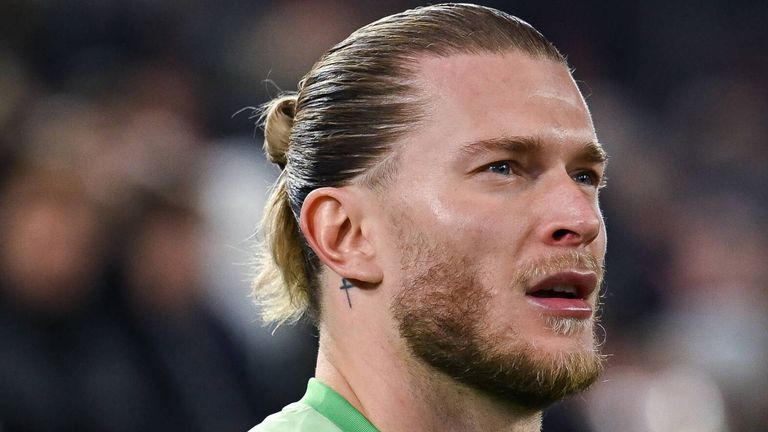 S04-Keeper Loris Karius hat Hassnachrichten gegen seine Familie publik gemacht. 