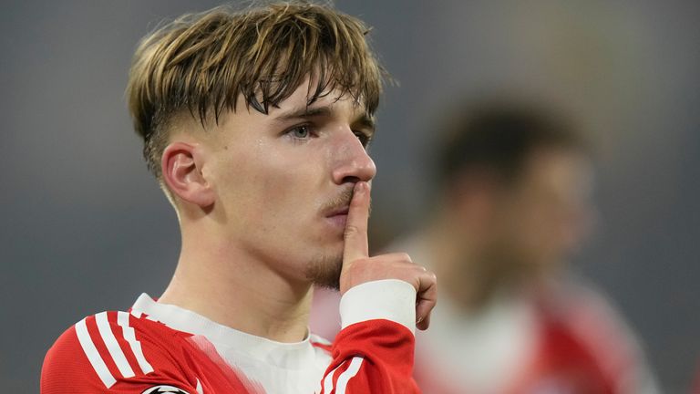 Bayern's Lennart Karl hat erneut Geschichte geschrieben.