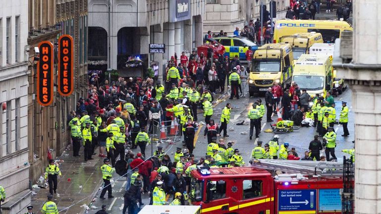 Bei der Parade anlässlich der Meisterschaft des FC Liverpool verletzte ein Mann mit seinem Auto 134 Menschen. 
