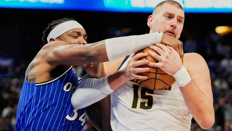 Superstar Nikola Jokic musste mit seinen Nuggets eine Niederlage gegen Orlando hinnehmen.