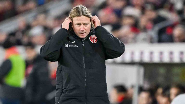 Mainz 05 trennt sich von Trainern Bo Henriksen.