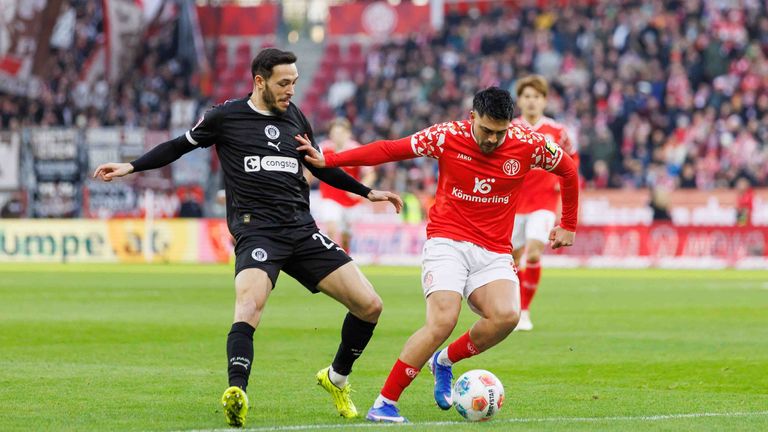 Kellerduell in Mainz: Die 05er treffen auf den FC St. Pauli.