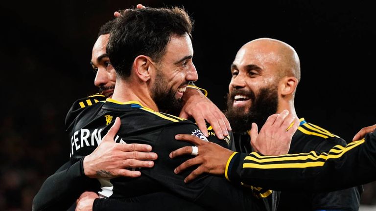 Die Red Devils feiern einen klaren Sieg bei Wolverhampton. 