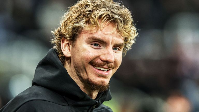 Nick Woltemade freut sich auf seine erste Partie mit Newcastle in Deutschland.