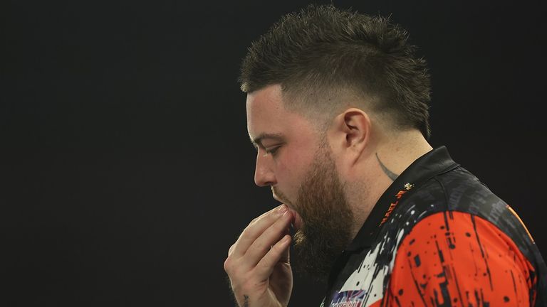 Ex-Weltmeister Michael Smith scheidet wieder früh aus.