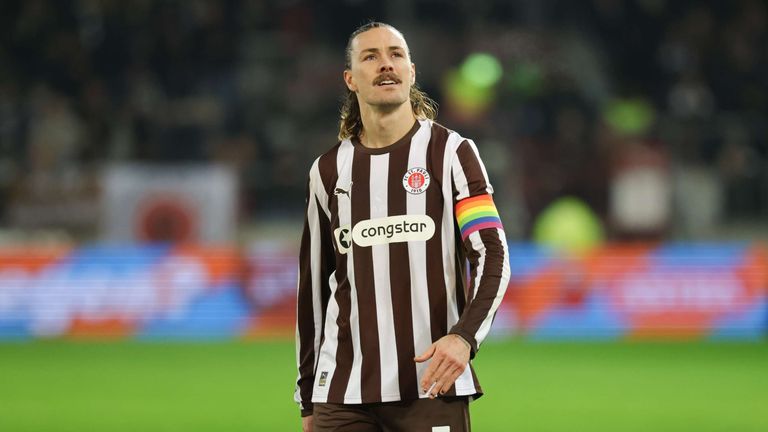 Das Testspiel FC St. Pauli gegen Werder Bremen läuft am 4. Januar auf Sky Sport Bundesliga und im kostenlosen Livestream.