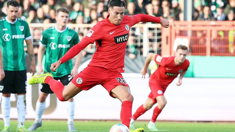 Younes Ebnoutalib wechselt aus Elversberg zu Eintracht Frankfurt.