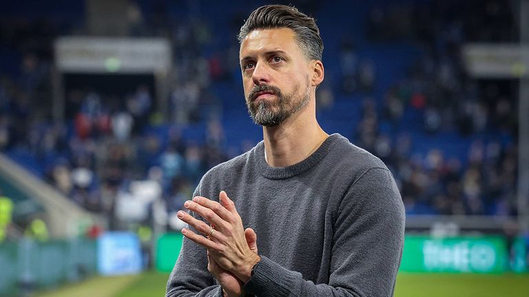 Sandro Wagner wirkte enttäuscht nach der Augsburg-Niederlage bei der TSG Hoffenheim.
