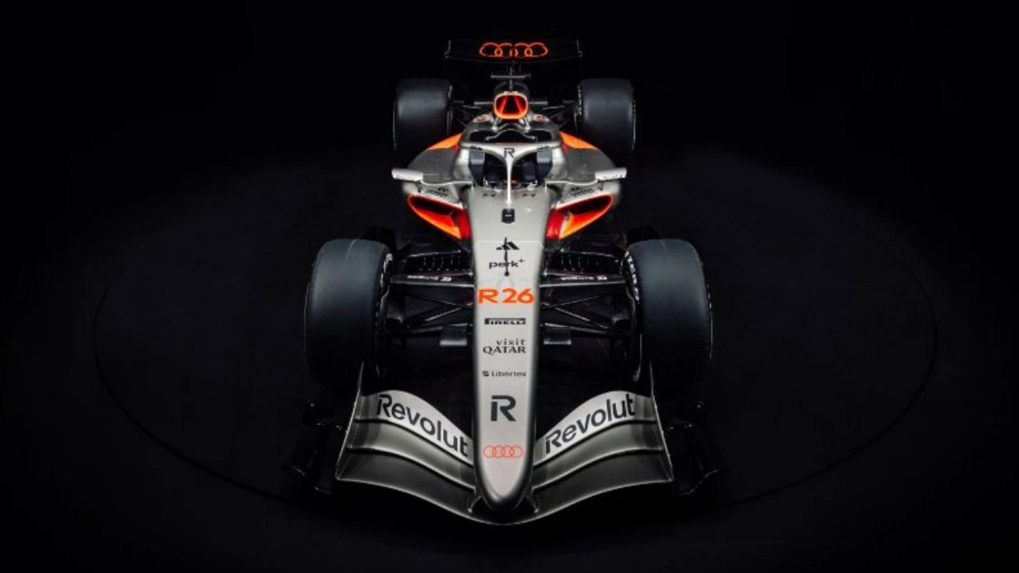 Audi enthüllt Lackierung seines ersten Formel-1-Boliden | Formel 1 News ...