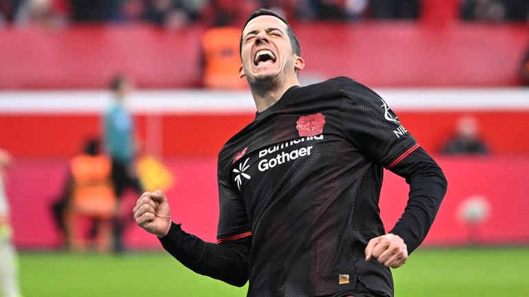 Lucas Vazquez erzielt seinen Premierentreffer für Bayer Leverkusen und führt die Werkself damit zum Sieg gegen Werder Bremen.