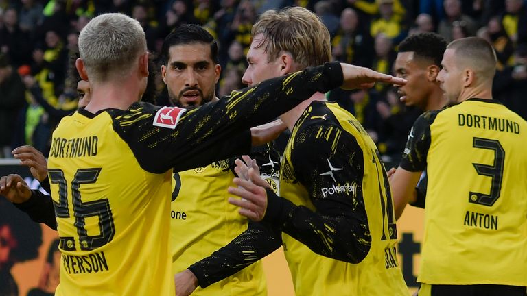 Jubel nach Zitterpartie: Der BVB gewinnt gegen St. Pauli in letzter Minute.