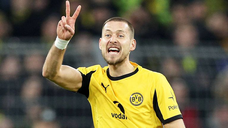 Waldemar Anton will mit dem BVB Titel gewinnen.