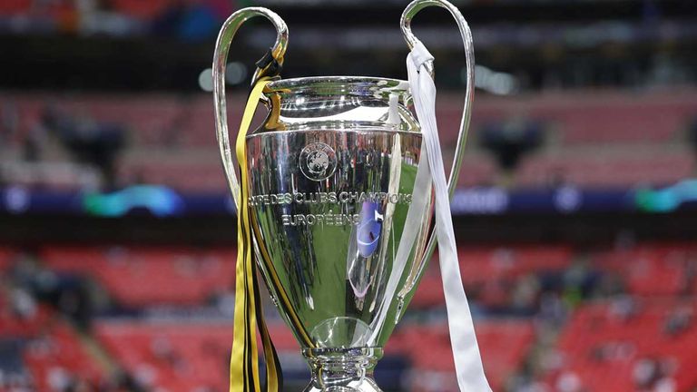 Das Finale um den Champions-League-Pokal wird 2026 in Budapest ausgetragen.