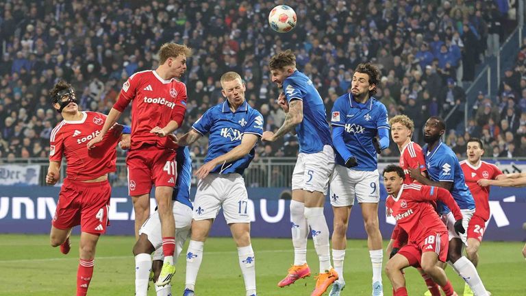 SV Darmstadt 98  - 1. FC Nürnberg.