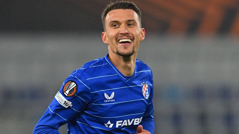 Dejan Ljubicic wechselt von Dinamo Zagreb zum FC Schalke 04. 