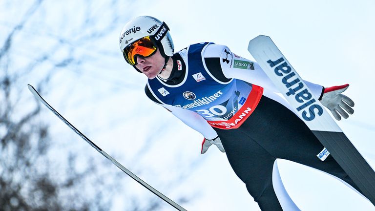 Domen Prevc fliegt in Oberstdorf zum WM-Titel.