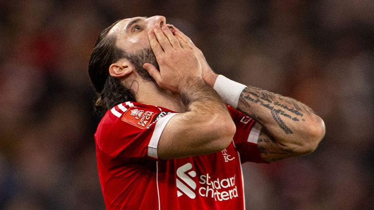 Dominik Szoboszlai sorgt bei Liverpools souveränen Pokalspiel für einen kuriosen Fauxpas.