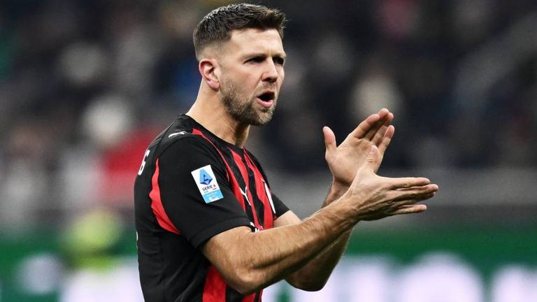 Niclas Füllkrug hat sein Heimdebüt für Milan gefeiert. 
