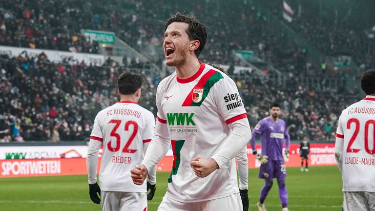 Feiert seine ersten beiden Treffer nach seiner Rückkehr zum FCA: Michael Gregoritsch.