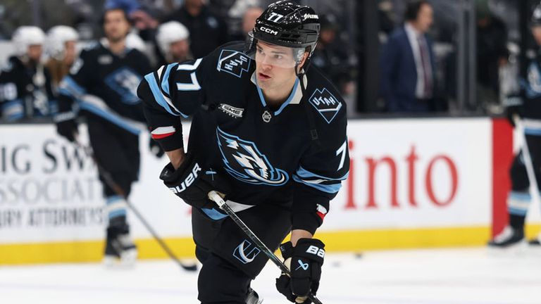 JJ Peterka trifft bei Utahs Torspektakel gegen die Philadelphia Flyers.