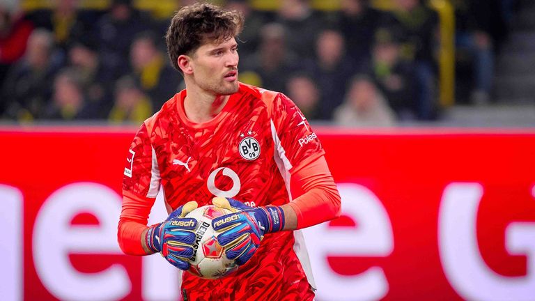 Gregor Kobel wird das Tor von Borussia Dortmund beim Auswärtsspiel in Frankfurt hüten.