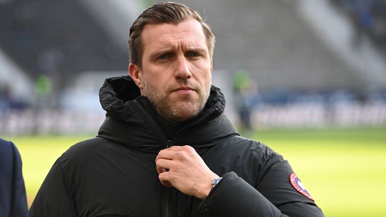 Markus Krösche kann den Ärger der eigenen Fans nachvollziehen.