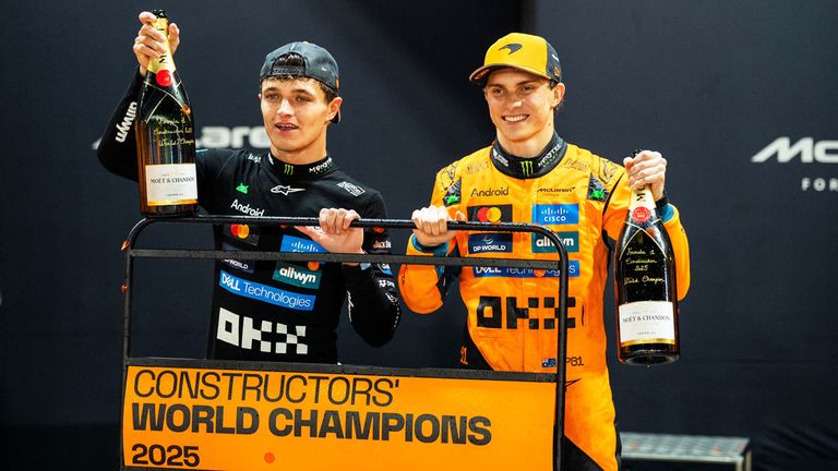 Lando Norris (l.) und Oscar Piastri (r.) bescherten McLaren im letzten Jahr den Konstrukteurs-Titel.
