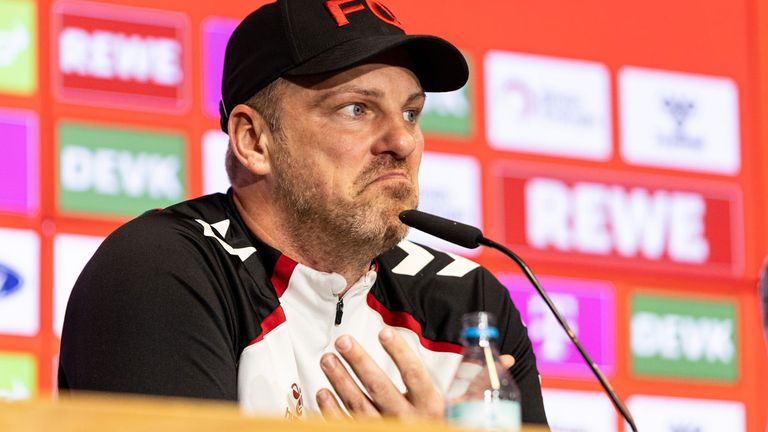 Lukas Kwasniok kritisiert wie über die Bundesligisten berichtet wird.