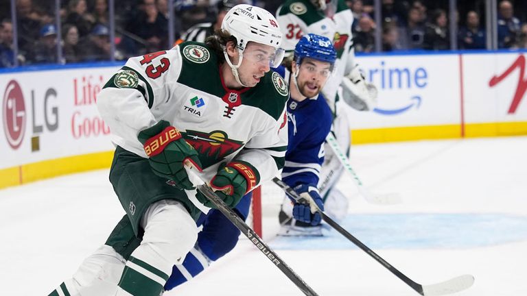 Die Minnesota Wild gewinnen in der NHL gegen die Toronto Maple Leafs