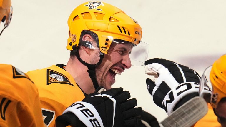 Sidney Crosby bejubelt seinen Siegtreffer gegen die Blue Jackets. 