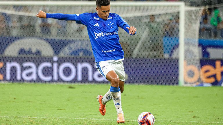 Kaua Prates steht bei Cruzeiro EC noch bis 2027 unter Vertrag.