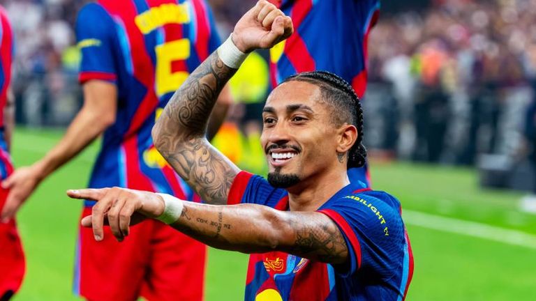 Raphinha erzielt im Supercopa-Finale einen Doppelpack. 